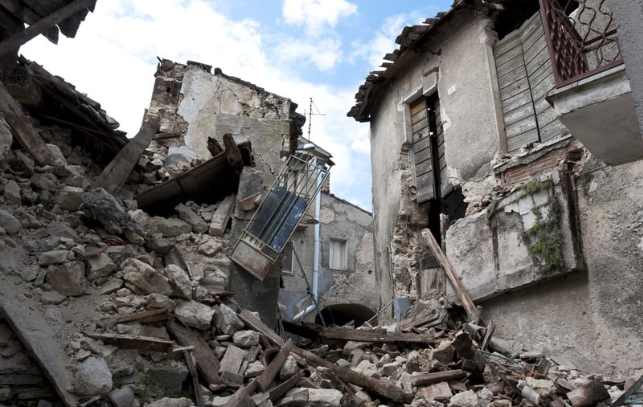 土耳其及敍利亞發生7.8級地震 多人被困瓦礫待救